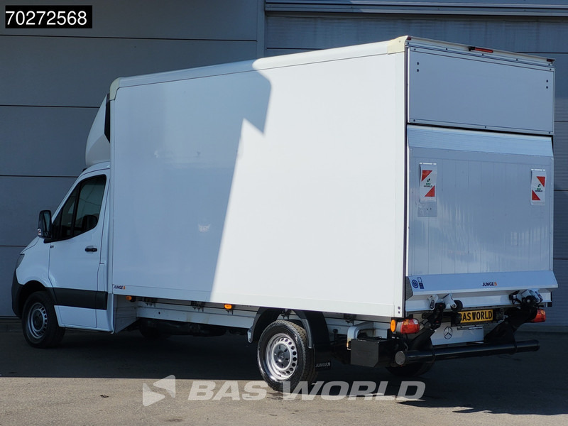 Mercedes-Benz Sprinter 317 CDI Automaat Bakwagen Laadklep Camera Airco Koffer Meubelbak 20m3 Airco - Лекотоварен автомобил фургон: снимка 5 Mercedes-Benz Sprinter 317 CDI Automaat Bakwagen Laadklep Camera Airco Koffer Meubelbak 20m3 Airco - Лекотоварен автомобил фургон: снимка 5