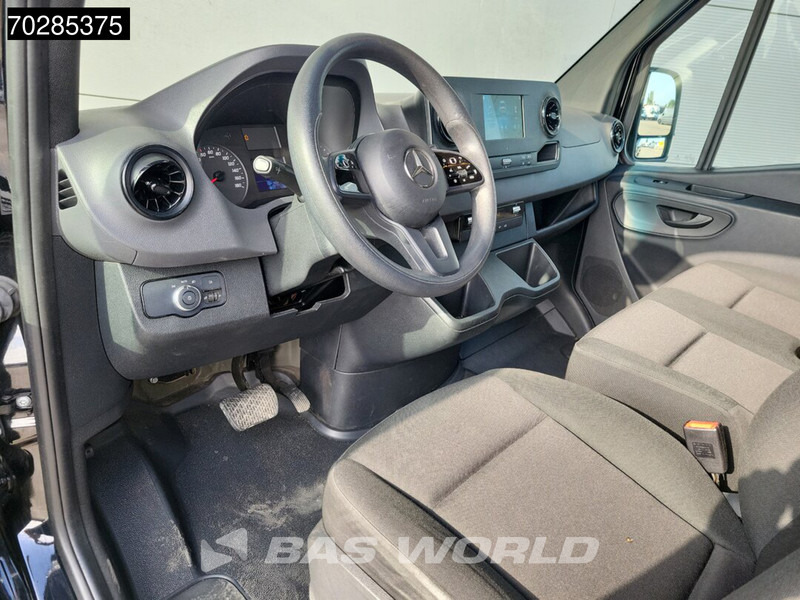 Товарен бус Mercedes-Benz Sprinter 317 CDI Automaat L2H2 170PK Airco Camera MBUX Euro6 L2 12m3 Airco: снимка 11