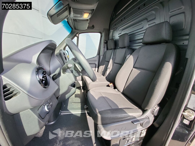 Товарен бус Mercedes-Benz Sprinter 317 CDI Automaat L2H2 170PK Airco Camera MBUX Euro6 L2 12m3 Airco: снимка 12