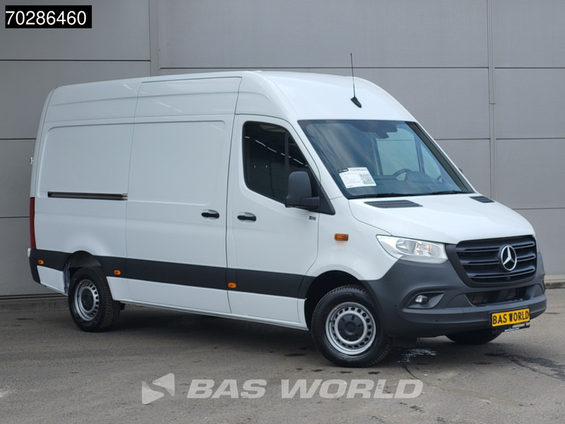 Mercedes-Benz Sprinter 317 CDI Automaat L2H2 170PK Navi Airco Cruise Camera Parkeersensoren MBUX CarPlay Euro6 L2 12m3 Airco Cruise control - Товарен бус: снимка 3 Mercedes-Benz Sprinter 317 CDI Automaat L2H2 170PK Navi Airco Cruise Camera Parkeersensoren MBUX CarPlay Euro6 L2 12m3 Airco Cruise control - Товарен бус: снимка 3