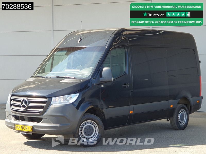 Mercedes-Benz Sprinter 317 CDI Automaat L2H2 3500KG Trekhaak Airco Camera MBUX CarPlay Euro6 L2 12m3 Airco Trekhaak - Товарен бус: снимка 1 Mercedes-Benz Sprinter 317 CDI Automaat L2H2 3500KG Trekhaak Airco Camera MBUX CarPlay Euro6 L2 12m3 Airco Trekhaak - Товарен бус: снимка 1