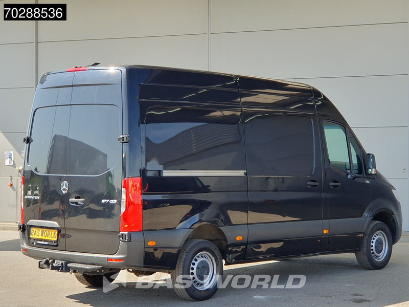 Mercedes-Benz Sprinter 317 CDI Automaat L2H2 3500KG Trekhaak Airco Camera MBUX CarPlay Euro6 L2 12m3 Airco Trekhaak - Товарен бус: снимка 5 Mercedes-Benz Sprinter 317 CDI Automaat L2H2 3500KG Trekhaak Airco Camera MBUX CarPlay Euro6 L2 12m3 Airco Trekhaak - Товарен бус: снимка 5