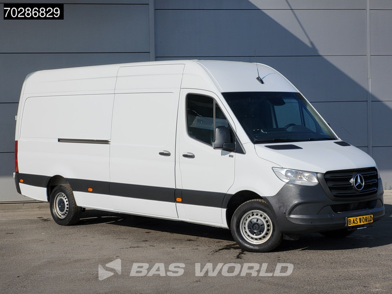 Mercedes-Benz Sprinter 317 CDI Automaat L3H2 3500KG Trekhaak 170PK Airco Camera Parkeersensoren MBUX CarPlay Euro6 L3 16m3 Airco Trekhaak - Товарен бус: снимка 5 Mercedes-Benz Sprinter 317 CDI Automaat L3H2 3500KG Trekhaak 170PK Airco Camera Parkeersensoren MBUX CarPlay Euro6 L3 16m3 Airco Trekhaak - Товарен бус: снимка 5