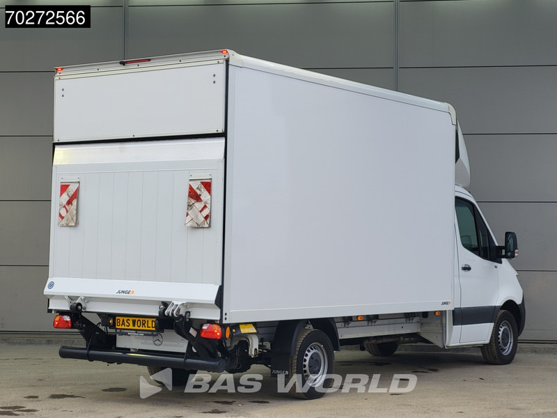 Mercedes-Benz Sprinter 317 CDI Bakwagen Automaat Laadklep Camera Meubelbak Koffer LBW 20m3 Airco - Лекотоварен автомобил фургон: снимка 5 Mercedes-Benz Sprinter 317 CDI Bakwagen Automaat Laadklep Camera Meubelbak Koffer LBW 20m3 Airco - Лекотоварен автомобил фургон: снимка 5