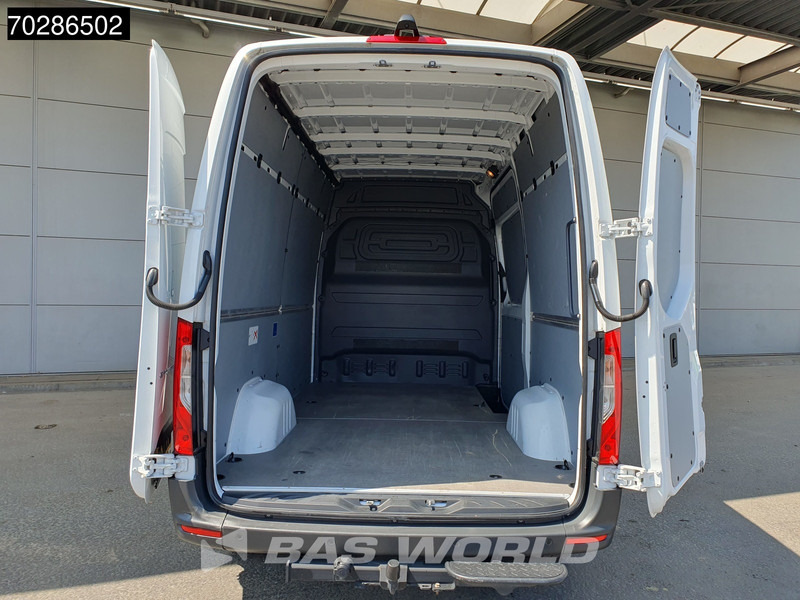 Mercedes-Benz Sprinter 319 CDI Automaat L2H2 190PK Trekhaak Airco Camera Parkeersensoren Euro6 L2 12m3 Airco Trekhaak - Товарен бус: снимка 3 Mercedes-Benz Sprinter 319 CDI Automaat L2H2 190PK Trekhaak Airco Camera Parkeersensoren Euro6 L2 12m3 Airco Trekhaak - Товарен бус: снимка 3