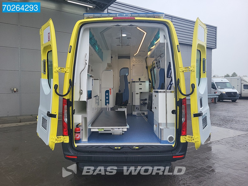 Mercedes-Benz Sprinter 319 CDI Automaat Nieuw! Complete Ambulance Ziekenwagen Rettungswagen Krankenwagen Airco - Линейка: снимка 3 Mercedes-Benz Sprinter 319 CDI Automaat Nieuw! Complete Ambulance Ziekenwagen Rettungswagen Krankenwagen Airco - Линейка: снимка 3