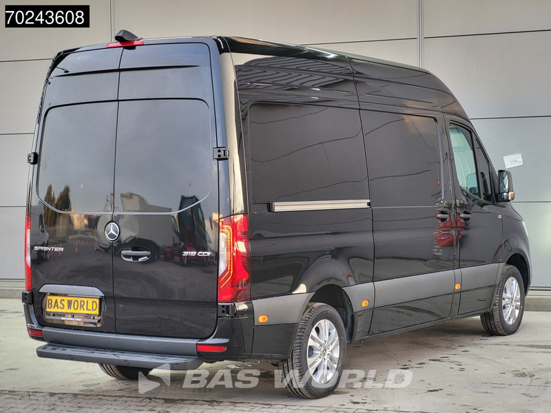 Mercedes-Benz Sprinter 319 CDI Automaat Nwe model! L2H2 ACC MBUX LED Navi Camera 190 PK L2H2 10m3 Airco - Товарен бус: снимка 5 Mercedes-Benz Sprinter 319 CDI Automaat Nwe model! L2H2 ACC MBUX LED Navi Camera 190 PK L2H2 10m3 Airco - Товарен бус: снимка 5