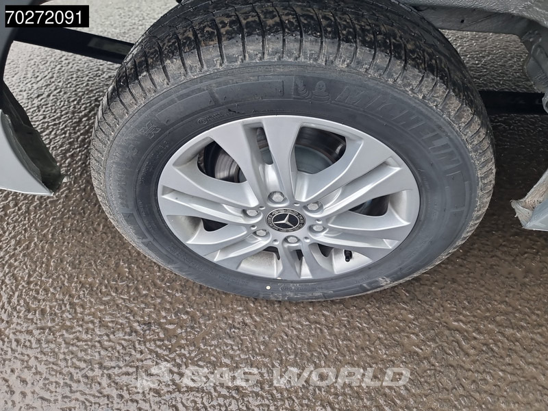 Нови Микробус, Пътнически бус Mercedes-Benz Sprinter 319 CDI Automaat VIP Personenvervoer Taxi TV Webasto klima Kombi Tourer Navi LED Airco Cruise control: снимка 18 Нови Микробус, Пътнически бус Mercedes-Benz Sprinter 319 CDI Automaat VIP Personenvervoer Taxi TV Webasto klima Kombi Tourer Navi LED Airco Cruise control: снимка 18