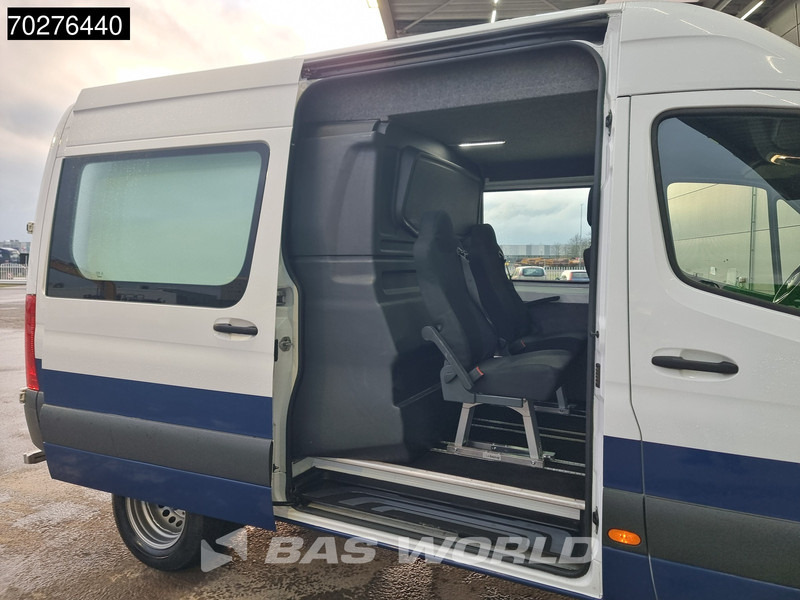 Mercedes-Benz Sprinter 514 CDI 3.0L V6 Automaat Dubbel Cabine L2H2 Dubbellucht 3,5t Trekhaak Camera Airco Cruise Doka Mixto L2 8m3 Airco Dubbel cabine - Товарен бус: снимка 3 Mercedes-Benz Sprinter 514 CDI 3.0L V6 Automaat Dubbel Cabine L2H2 Dubbellucht 3,5t Trekhaak Camera Airco Cruise Doka Mixto L2 8m3 Airco Dubbel cabine - Товарен бус: снимка 3