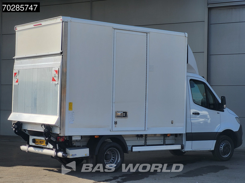 Mercedes-Benz Sprinter 514 CDI Laadklep Automaat Zijdeur Bakwagen Dubbellucht Airco Cruise MBUX CarPlay Euro6 Meubelbak Koffer 17m3 Airco Cruise contro - Лекотоварен автомобил фургон: снимка 5 Mercedes-Benz Sprinter 514 CDI Laadklep Automaat Zijdeur Bakwagen Dubbellucht Airco Cruise MBUX CarPlay Euro6 Meubelbak Koffer 17m3 Airco Cruise contro - Лекотоварен автомобил фургон: снимка 5