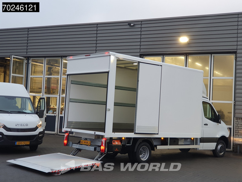 Mercedes-Benz Sprinter 515 CDI Automaat 1000kg Laadklep Zijdeur Dubbellucht Bakwagen MBUX Airco Cruise CarPlay D'Hollandia Euro6 Koffer Meubelbak 21m3 - Лекотоварен автомобил фургон: снимка 3 Mercedes-Benz Sprinter 515 CDI Automaat 1000kg Laadklep Zijdeur Dubbellucht Bakwagen MBUX Airco Cruise CarPlay D'Hollandia Euro6 Koffer Meubelbak 21m3 - Лекотоварен автомобил фургон: снимка 3