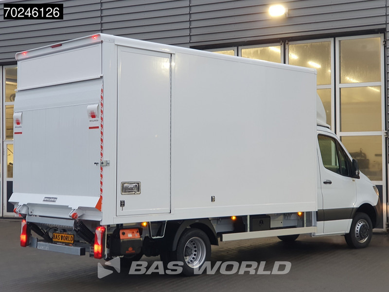 Нови Лекотоварен автомобил фургон Mercedes-Benz Sprinter 515 CDI Automaat 1000kg Laadklep Zijdeur Dubbellucht Bakwagen MBUX Airco Cruise MBUX Koffer Meubelbak 21m3 Airco Cruise control: снимка 10