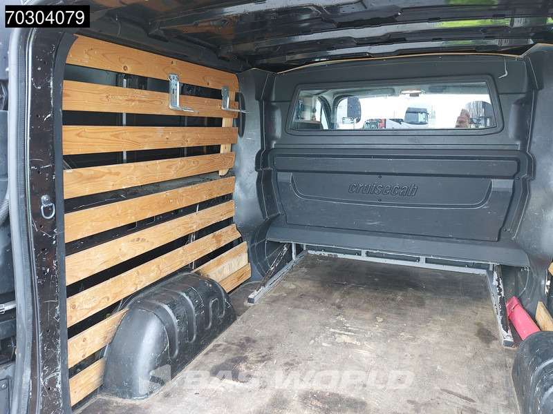 Малък ван Opel Vivaro 120PK Dubbel Cabine L2H1 Trekhaak Navi Airco Cruise Parkeersensoren APK 10-2026 Euro6 DC Doka Mixto L2 Airco Trekhaak Cruise control: снимка 8 Малък ван Opel Vivaro 120PK Dubbel Cabine L2H1 Trekhaak Navi Airco Cruise Parkeersensoren APK 10-2026 Euro6 DC Doka Mixto L2 Airco Trekhaak Cruise control: снимка 8