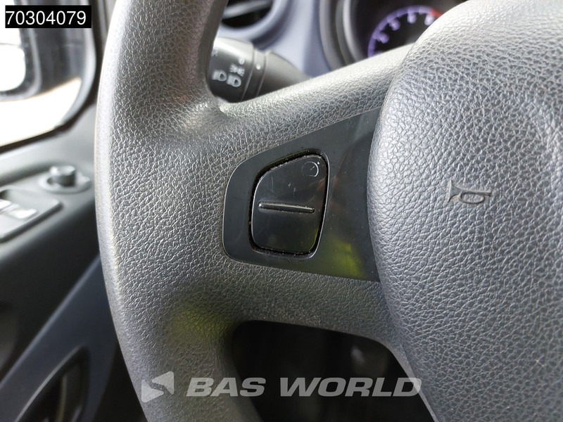 Малък ван Opel Vivaro 120PK Dubbel Cabine L2H1 Trekhaak Navi Airco Cruise Parkeersensoren APK 10-2026 Euro6 DC Doka Mixto L2 Airco Trekhaak Cruise control: снимка 19 Малък ван Opel Vivaro 120PK Dubbel Cabine L2H1 Trekhaak Navi Airco Cruise Parkeersensoren APK 10-2026 Euro6 DC Doka Mixto L2 Airco Trekhaak Cruise control: снимка 19