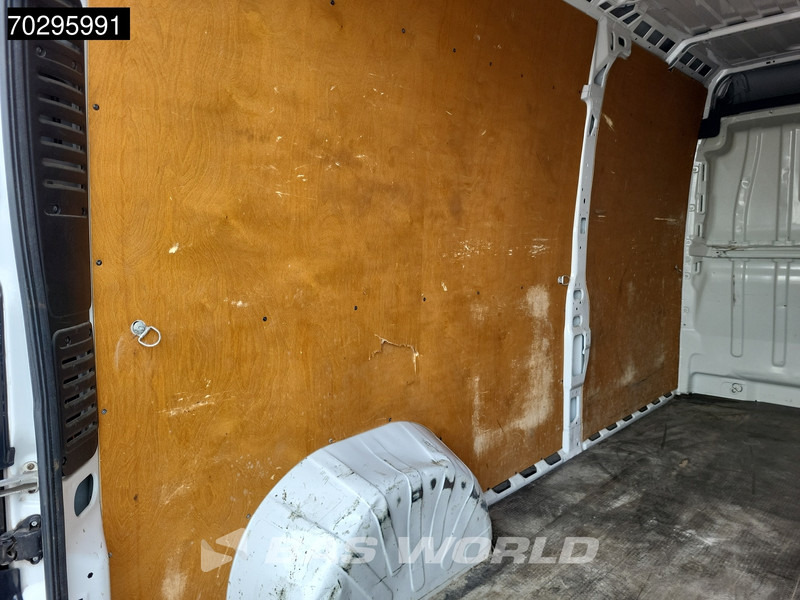 Peugeot Boxer 140pk L3H2 Navi Camera Trekhaak Airco Cruise L3 Maxi Airco Trekhaak Cruise control - Товарен бус: снимка 5 Peugeot Boxer 140pk L3H2 Navi Camera Trekhaak Airco Cruise L3 Maxi Airco Trekhaak Cruise control - Товарен бус: снимка 5