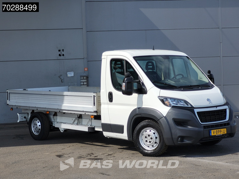 Peugeot Boxer 165PK Open Laadbak Luchtvering Trekhaak Navi Airco Euro6 Pritsche Pickup Open Box Airco Trekhaak - Бордови бус: снимка 3 Peugeot Boxer 165PK Open Laadbak Luchtvering Trekhaak Navi Airco Euro6 Pritsche Pickup Open Box Airco Trekhaak - Бордови бус: снимка 3