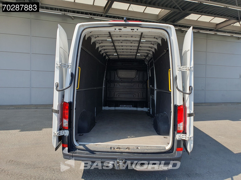 Volkswagen Crafter 140pk L4H3 Trekhaak Airco Cruise Camera Parkeersensoren Euro6 L3H2 15m3 Airco Trekhaak Cruise control - Товарен бус: снимка 3 Volkswagen Crafter 140pk L4H3 Trekhaak Airco Cruise Camera Parkeersensoren Euro6 L3H2 15m3 Airco Trekhaak Cruise control - Товарен бус: снимка 3