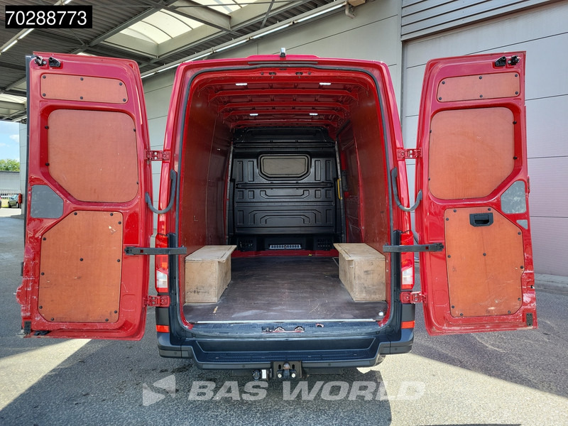 Volkswagen Crafter 177pk Automaat L3H3 Trekhaak Navi Airco Cruise Camera Parkeersensoren Euro6 L2H2 12m3 Airco Trekhaak Cruise control - Товарен бус: снимка 3 Volkswagen Crafter 177pk Automaat L3H3 Trekhaak Navi Airco Cruise Camera Parkeersensoren Euro6 L2H2 12m3 Airco Trekhaak Cruise control - Товарен бус: снимка 3