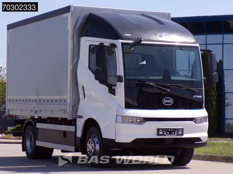 BYD ETM6 SWB ETM6 SWB 4X2 NEW! 100% Electric 750kg Ladebordwand - Камион с брезент: снимка 2 BYD ETM6 SWB ETM6 SWB 4X2 NEW! 100% Electric 750kg Ladebordwand - Камион с брезент: снимка 2