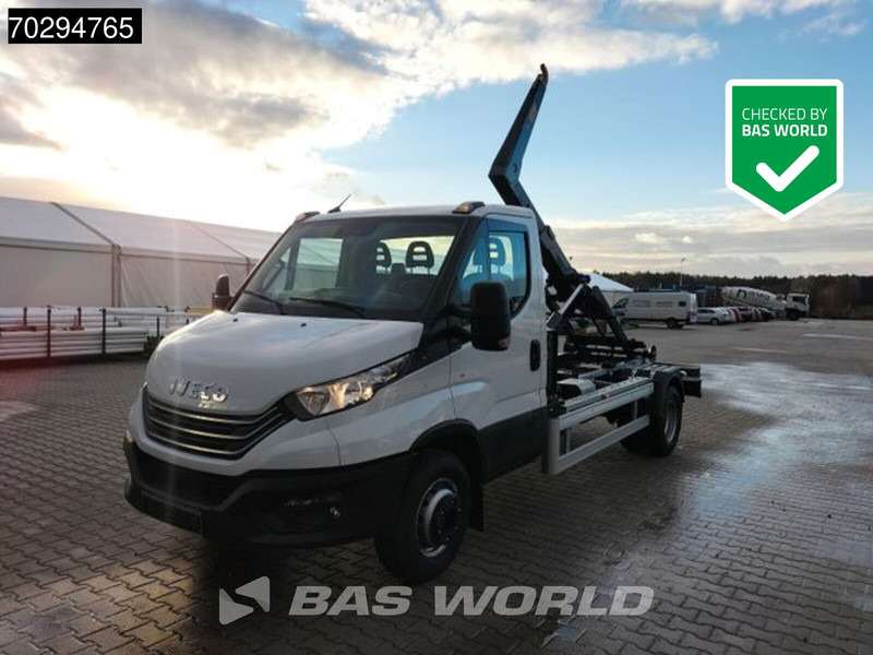 Iveco Daily 70C18 5 Tonnes Hooklift Euro 6 A/C - Бус самосвал: снимка 1 Iveco Daily 70C18 5 Tonnes Hooklift Euro 6 A/C - Бус самосвал: снимка 1