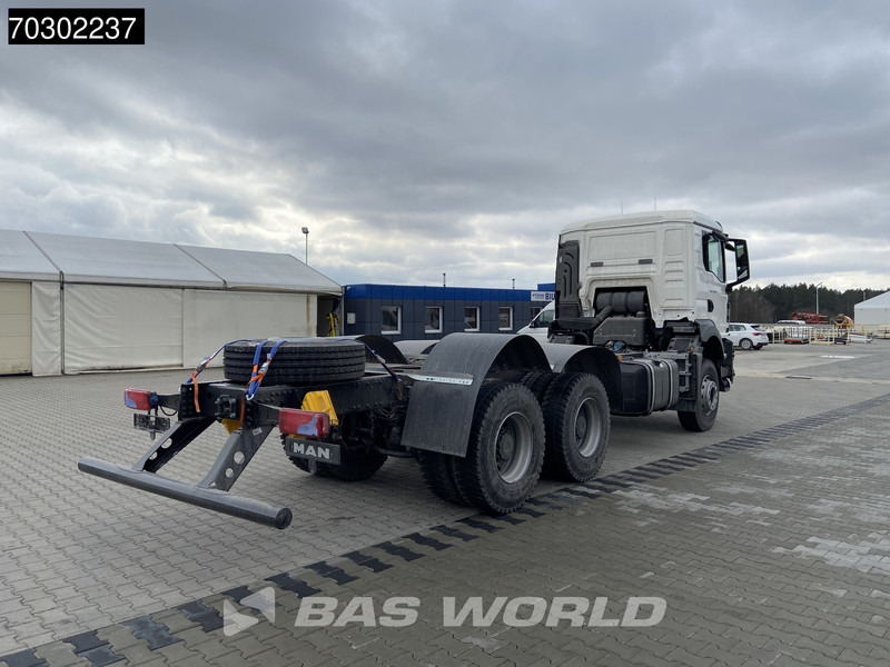 MAN TGS 33.400 6X4 NEW 6x4 chassis Big-Axle Manual Airco EURO 2 - Шаси кабина: снимка 5 MAN TGS 33.400 6X4 NEW 6x4 chassis Big-Axle Manual Airco EURO 2 - Шаси кабина: снимка 5