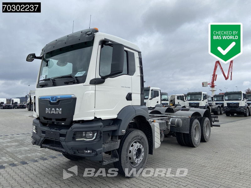 MAN TGS 33.400 6X4 NEW 6x4 chassis Big-Axle Manual Airco EURO 2 - Шаси кабина: снимка 1 MAN TGS 33.400 6X4 NEW 6x4 chassis Big-Axle Manual Airco EURO 2 - Шаси кабина: снимка 1