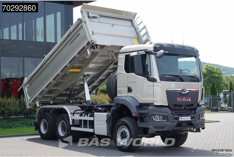 MAN TGS 33.480 TGS 6X6 6x6 3-Way Kipper Big-Axle Euro 6 - Самосвал камион: снимка 3 MAN TGS 33.480 TGS 6X6 6x6 3-Way Kipper Big-Axle Euro 6 - Самосвал камион: снимка 3