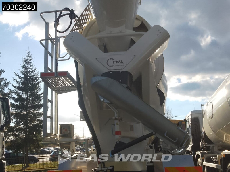 MAN TGS 41.400 8X4 12m3 FML mixer Steelsuspension Manual Airco EURO 2 - Бетоновоз: снимка 5 MAN TGS 41.400 8X4 12m3 FML mixer Steelsuspension Manual Airco EURO 2 - Бетоновоз: снимка 5