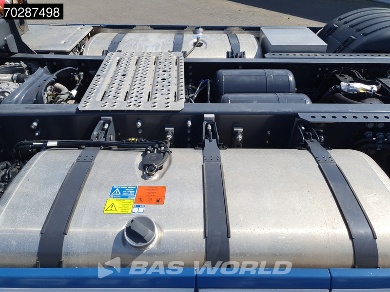 Scania P500 P 4X2 Car Transport Hydraulik Retarder Full-Air 2x Tanks - Влекач: снимка 2 Scania P500 P 4X2 Car Transport Hydraulik Retarder Full-Air 2x Tanks - Влекач: снимка 2