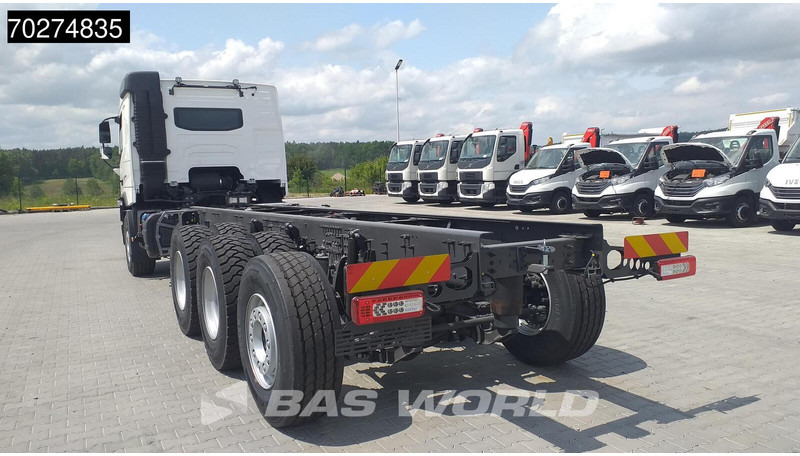 Volvo FMX 500 8X4 NEW 8x4 chassis Lift+steering axle VEB+ Euro 6 - Шаси кабина: снимка 2 Volvo FMX 500 8X4 NEW 8x4 chassis Lift+steering axle VEB+ Euro 6 - Шаси кабина: снимка 2