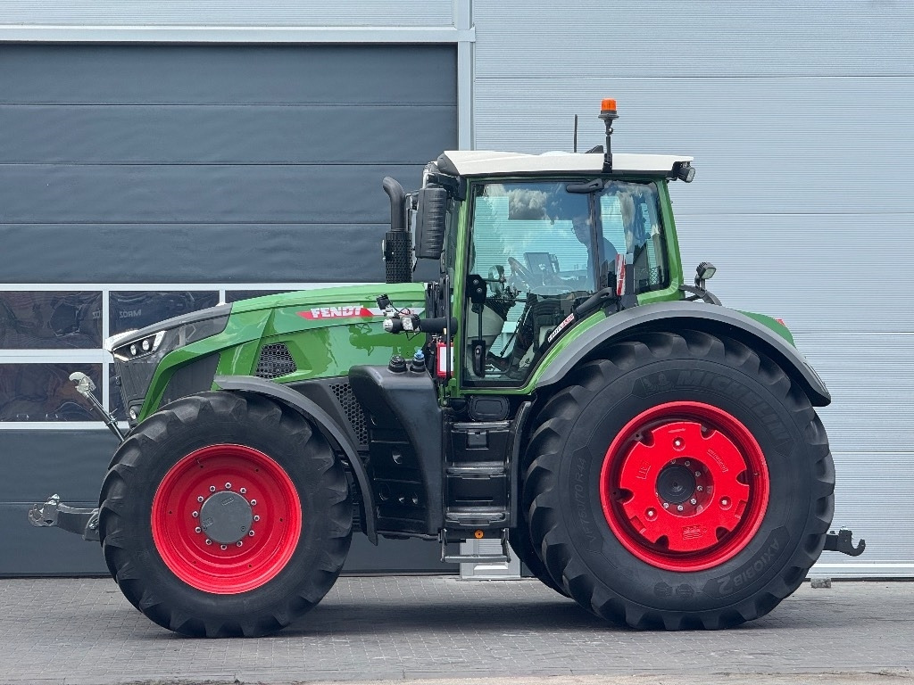 Fendt 942 Gen6 Profi Plus - Трактор: снимка 3 Fendt 942 Gen6 Profi Plus - Трактор: снимка 3