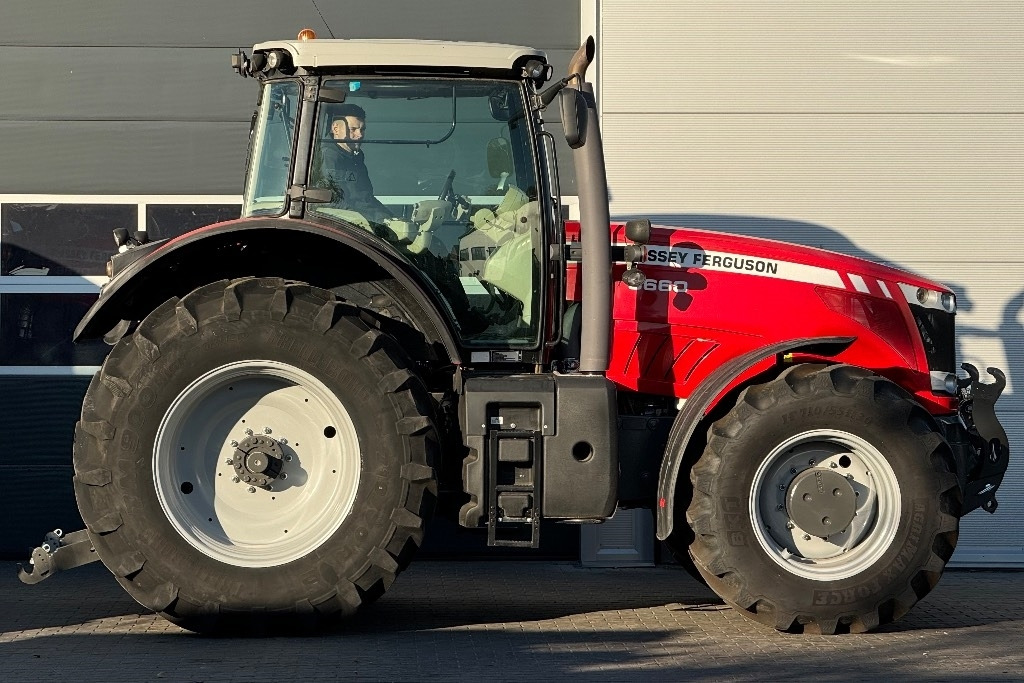 Massey Ferguson 8660 - Трактор: снимка 3 Massey Ferguson 8660 - Трактор: снимка 3