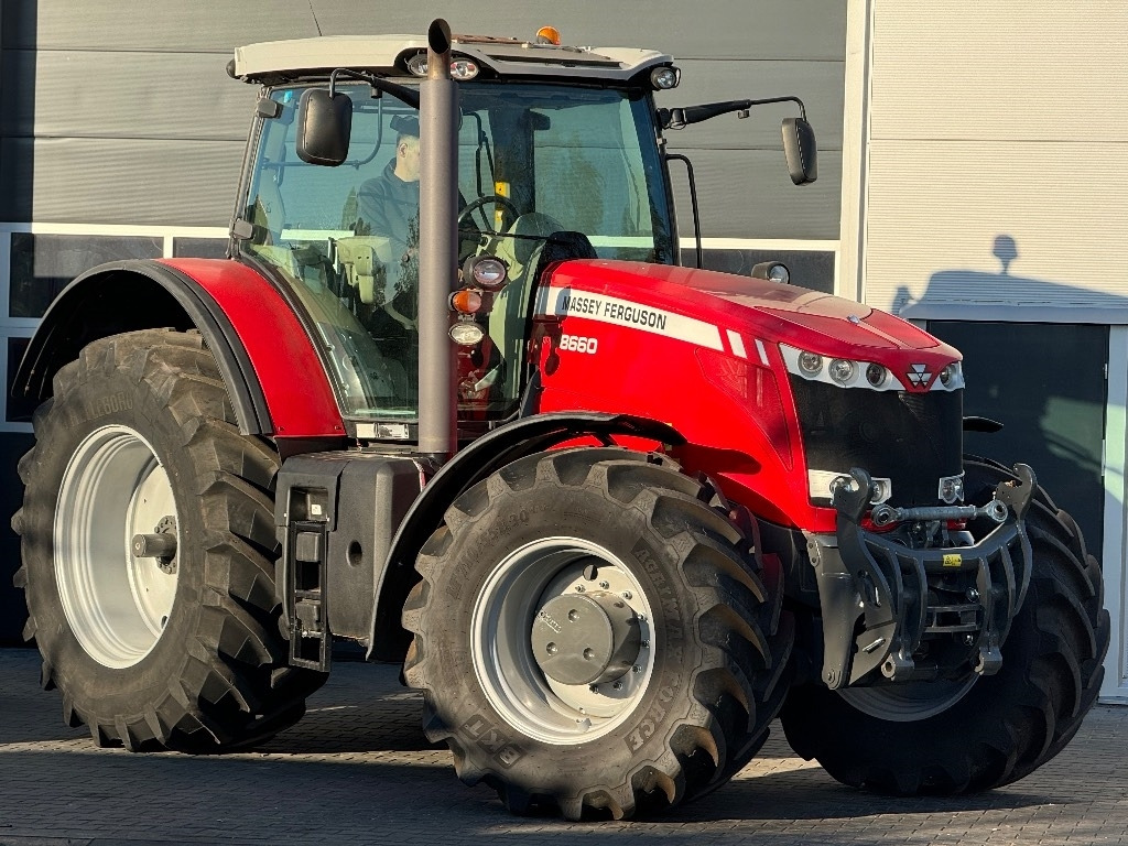 Massey Ferguson 8660 - Трактор: снимка 2 Massey Ferguson 8660 - Трактор: снимка 2
