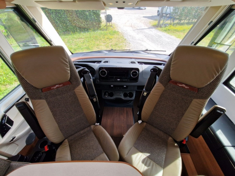 Carthago Chic C-Line I 5.9 XL LE - Интегриран кемпер: снимка 5 Carthago Chic C-Line I 5.9 XL LE - Интегриран кемпер: снимка 5