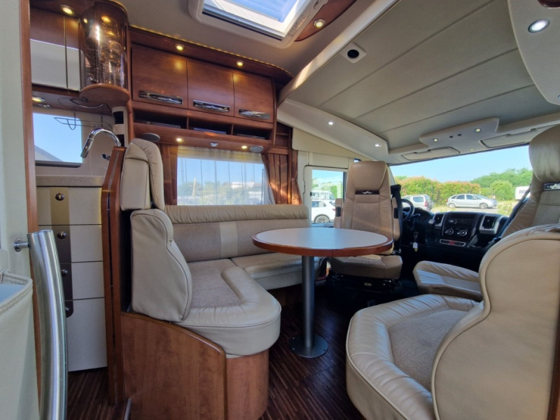 Carthago Chic E-Line 44 - Интегриран кемпер: снимка 4 Carthago Chic E-Line 44 - Интегриран кемпер: снимка 4