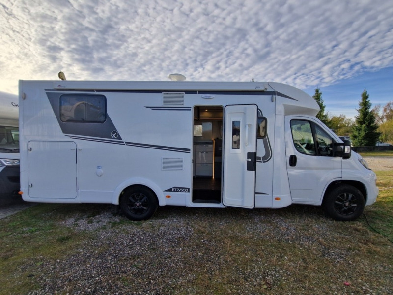 Etrusco T 7400 SBC - Полуинтегриран кемпер: снимка 2 Etrusco T 7400 SBC - Полуинтегриран кемпер: снимка 2