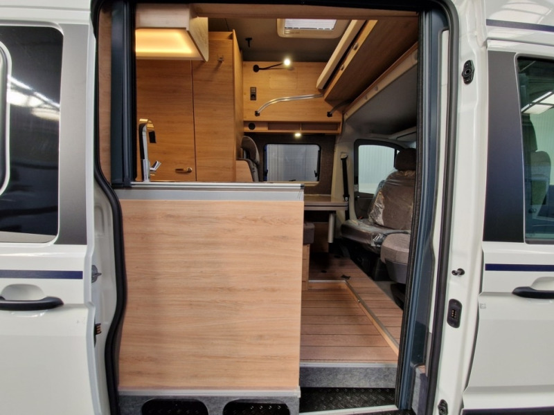 Knaus Boxdrive 600 XL - Кемпер ван: снимка 4 Knaus Boxdrive 600 XL - Кемпер ван: снимка 4