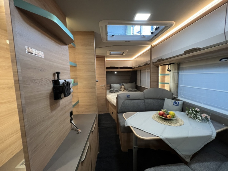 Knaus Sudwind 500 PF 60° Years - Каравана: снимка 4 Knaus Sudwind 500 PF 60° Years - Каравана: снимка 4