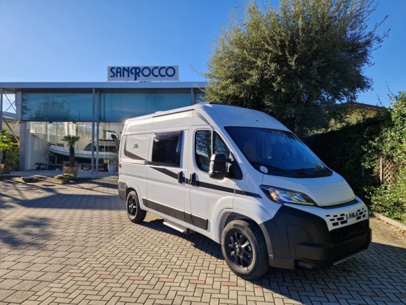 Laika Kosmo 50 Camper Van - Кемпер ван: снимка 1 Laika Kosmo 50 Camper Van - Кемпер ван: снимка 1