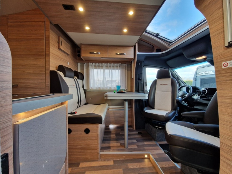 Weinsberg CaraCompact Suite 640 MEG - Полуинтегриран кемпер: снимка 4 Weinsberg CaraCompact Suite 640 MEG - Полуинтегриран кемпер: снимка 4