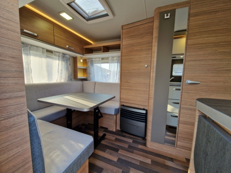 Weinsberg CaraOne 480 EU - Каравана: снимка 4 Weinsberg CaraOne 480 EU - Каравана: снимка 4