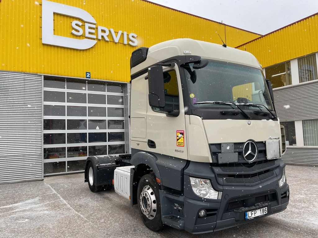 Mercedes-Benz Actros 1843 ADR 7 unit - Влекач: снимка 2 Mercedes-Benz Actros 1843 ADR 7 unit - Влекач: снимка 2