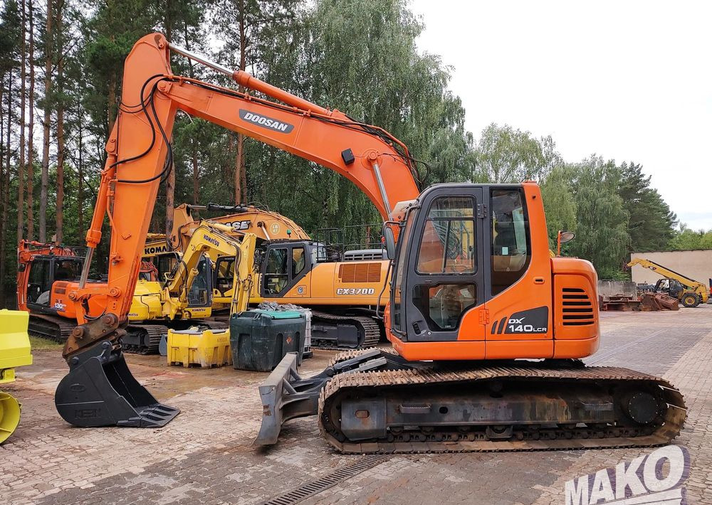 Верижен багер Doosan DX140LCR: снимка 1
