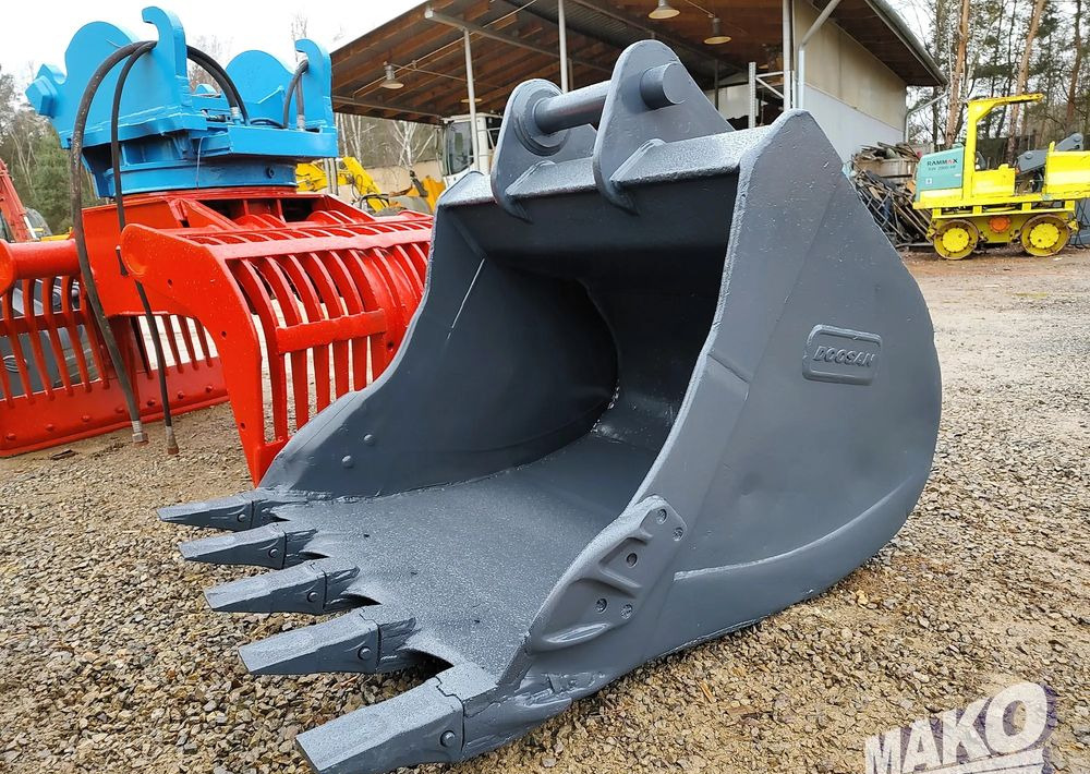 Прикачен инвентар за Строителна техника Łyżka Doosan 140cm do koparki Miller fi 90: снимка 1