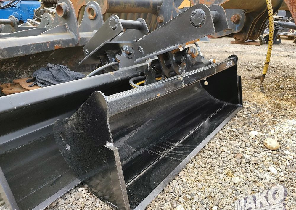 Łyżka skarpowa hydrauliczna 124cm do minikoparki Lehnhoff MS01 - Прикачен инвентар за Строителна техника: снимка 2 Łyżka skarpowa hydrauliczna 124cm do minikoparki Lehnhoff MS01 - Прикачен инвентар за Строителна техника: снимка 2