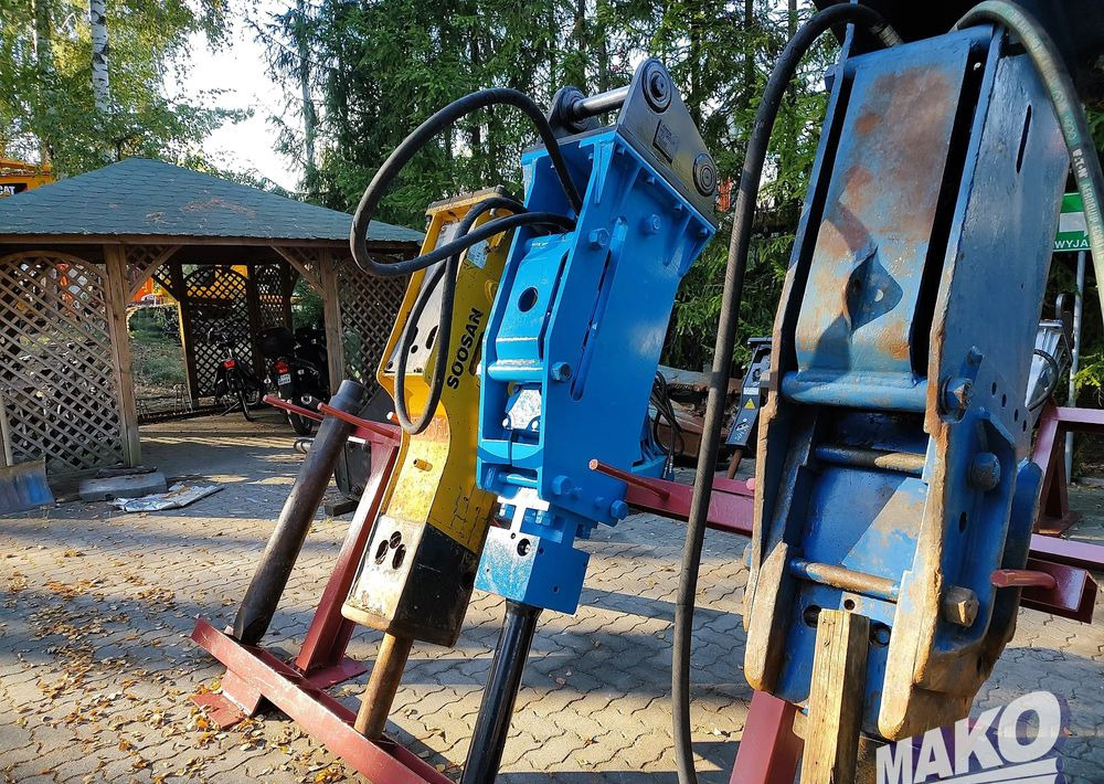 Młot hydrauliczny Krupp HM600 920kg do koparki - Прикачен инвентар за Строителна техника: снимка 1 Młot hydrauliczny Krupp HM600 920kg do koparki - Прикачен инвентар за Строителна техника: снимка 1