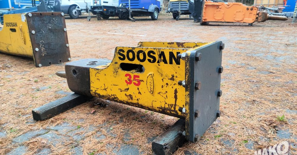 Młot hydrauliczny Soosan SQ35 230kg do koparki - Прикачен инвентар за Строителна техника: снимка 4 Młot hydrauliczny Soosan SQ35 230kg do koparki - Прикачен инвентар за Строителна техника: снимка 4
