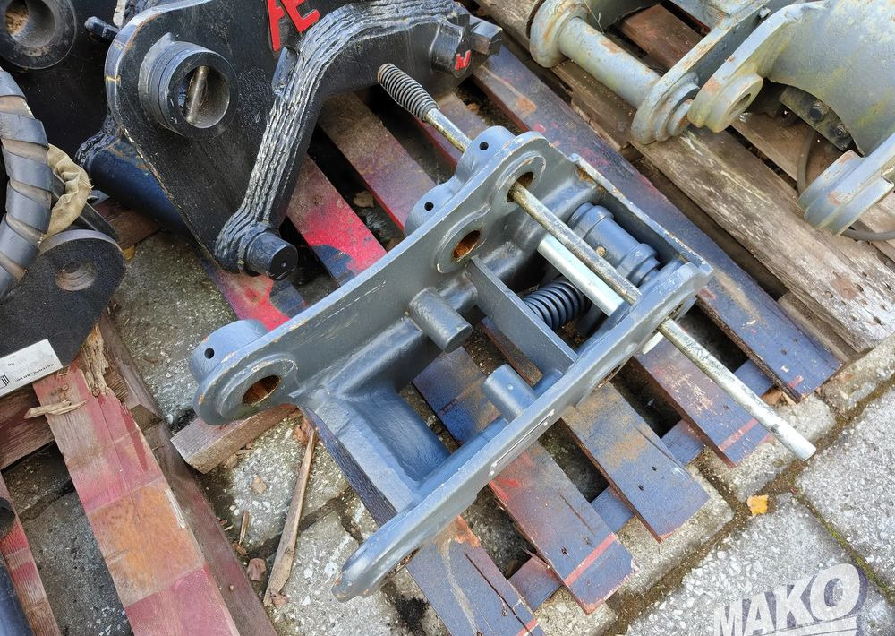 NOWE Szybkozłącze mechaniczne Miller fi 45 - Прикачен инвентар за Строителна техника: снимка 5 NOWE Szybkozłącze mechaniczne Miller fi 45 - Прикачен инвентар за Строителна техника: снимка 5