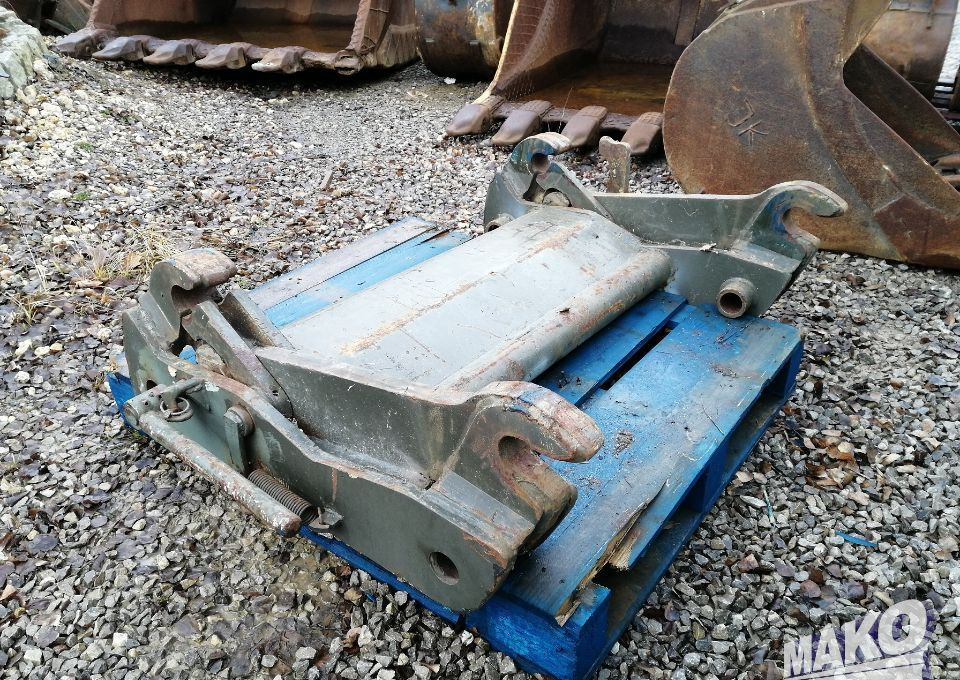 Szybkozłącze mechaniczne do ładowarki CAT 950 - Прикачен инвентар за Строителна техника: снимка 1 Szybkozłącze mechaniczne do ładowarki CAT 950 - Прикачен инвентар за Строителна техника: снимка 1