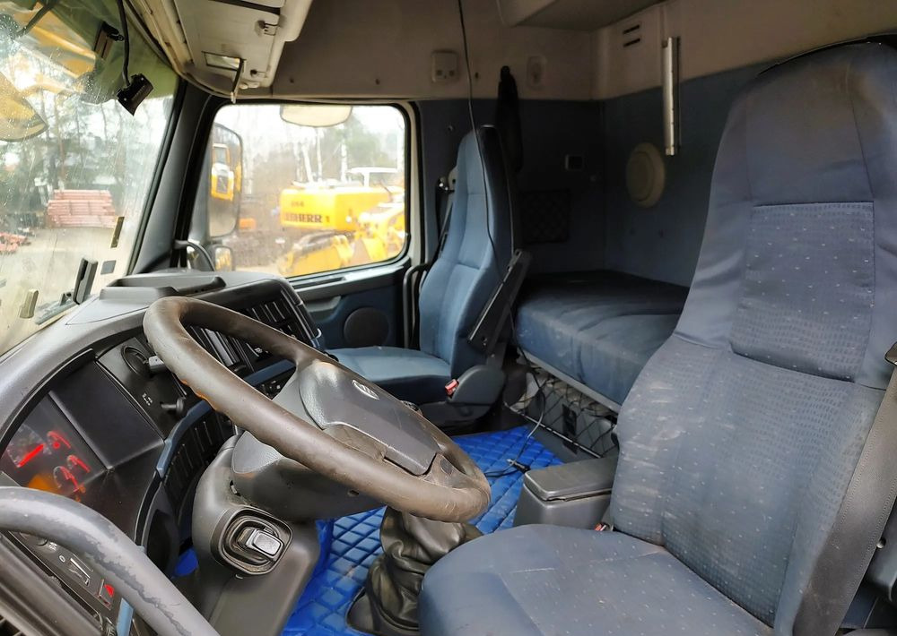 Влекач Volvo FH 13 480: снимка 9